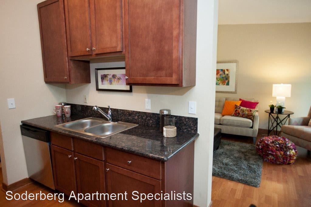 Lake Pointe Apartments 3413 53rd Ave N